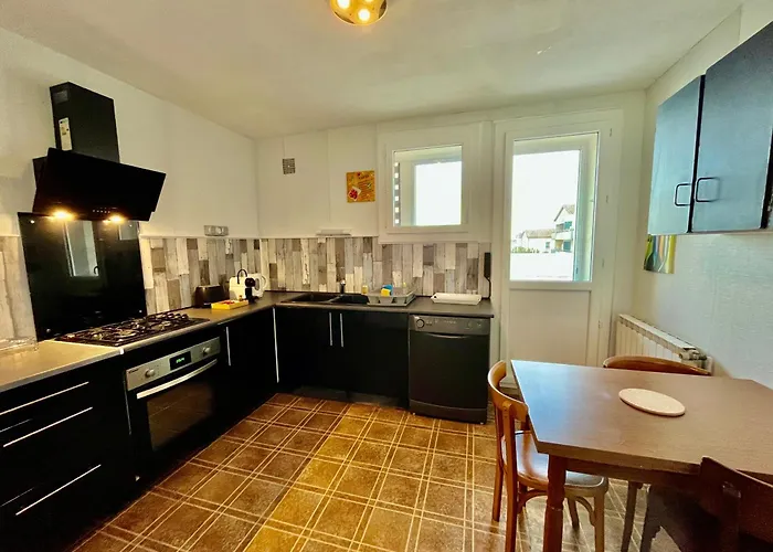 Apartment Le Panorama - 6 Personnes - *