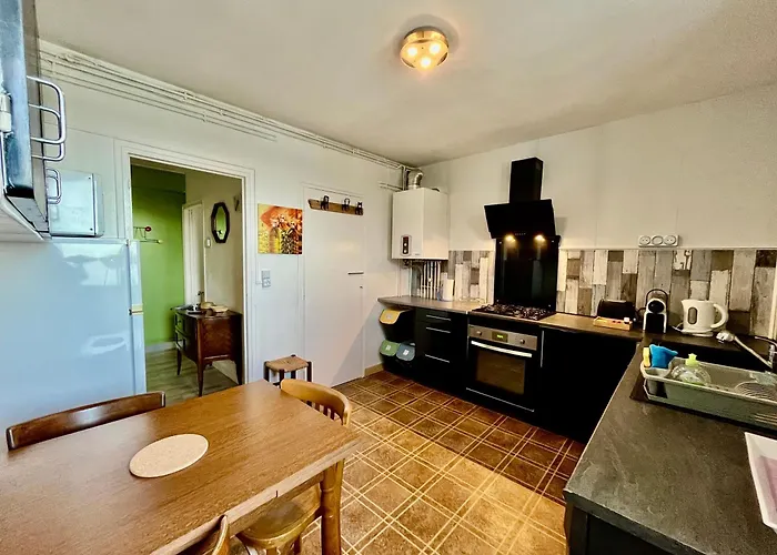 Apartment Le Panorama - 6 Personnes - Tarbes